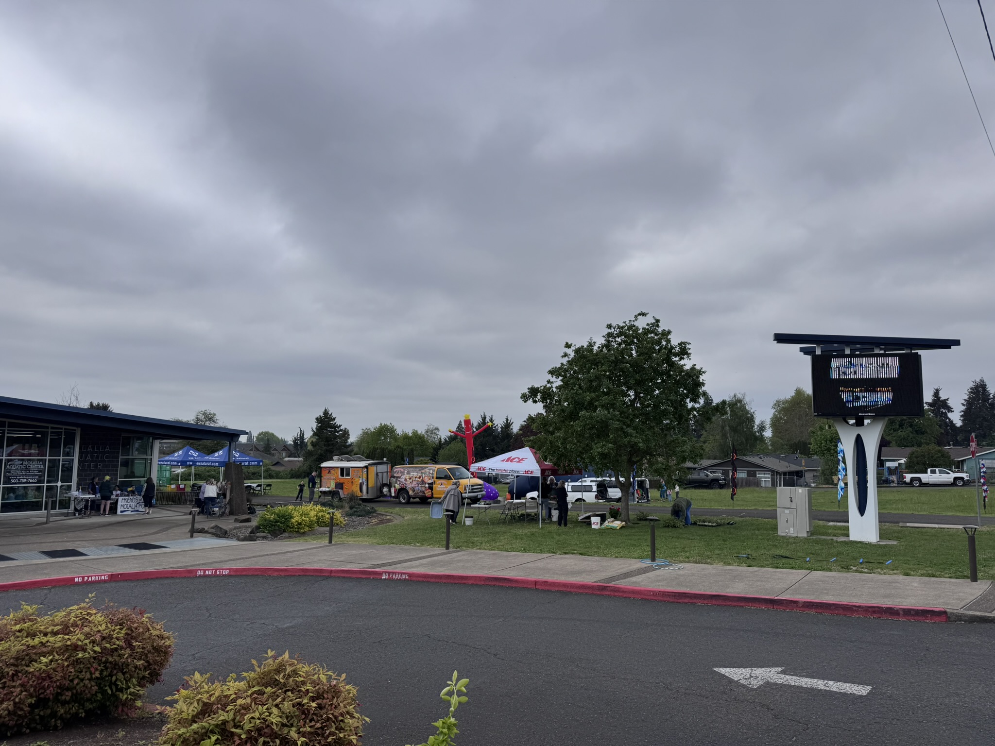 Community Comes Together to Support Swim Scholarships in Molalla